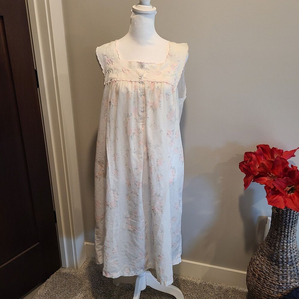 Kristen Miller Vintage Night Gown sleep shirt Women's medium